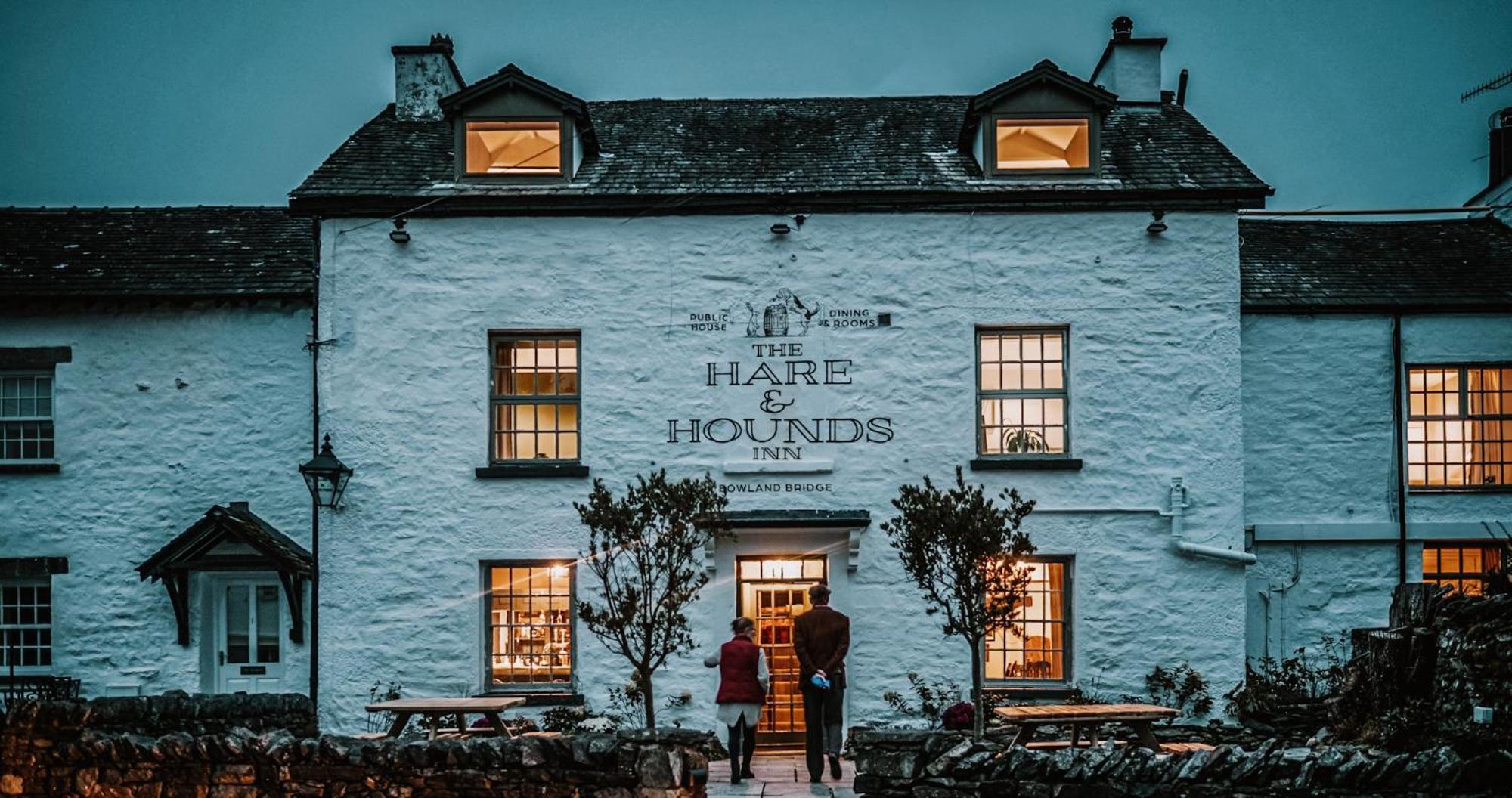 Bowland Bridge The Hare & Hounds Inn מראה חיצוני תמונה